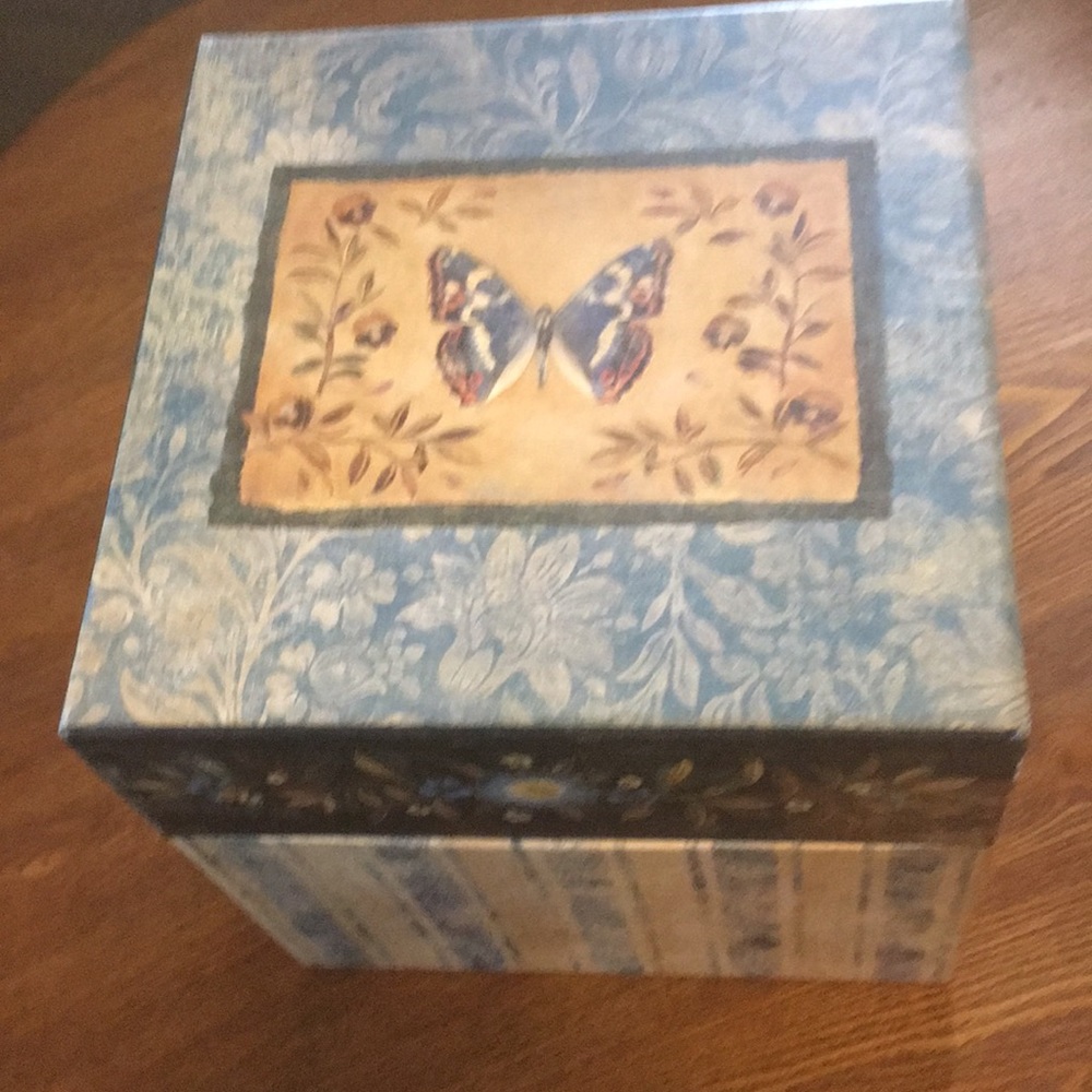 Set of 6 Nesting Boxes